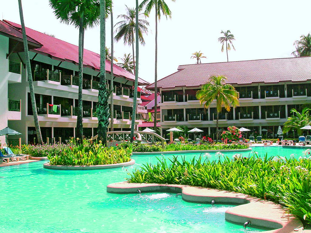 amora beach resort 