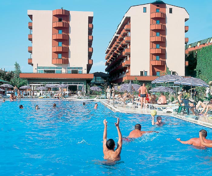 celes-beach3.jpg