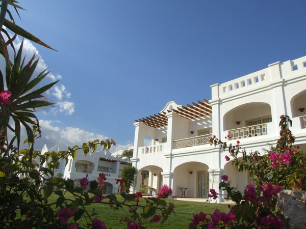 interplazabeach1.jpg