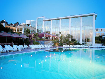 pinebayholidayres1.jpg