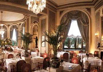 ritz4.jpg