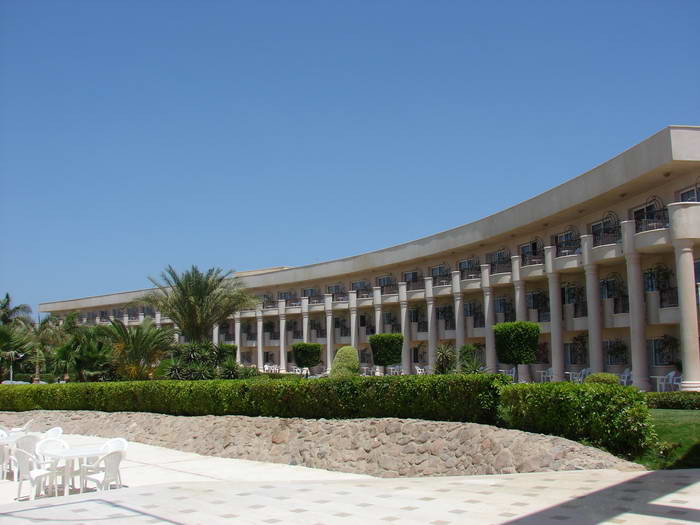 royalmakadi9.jpg